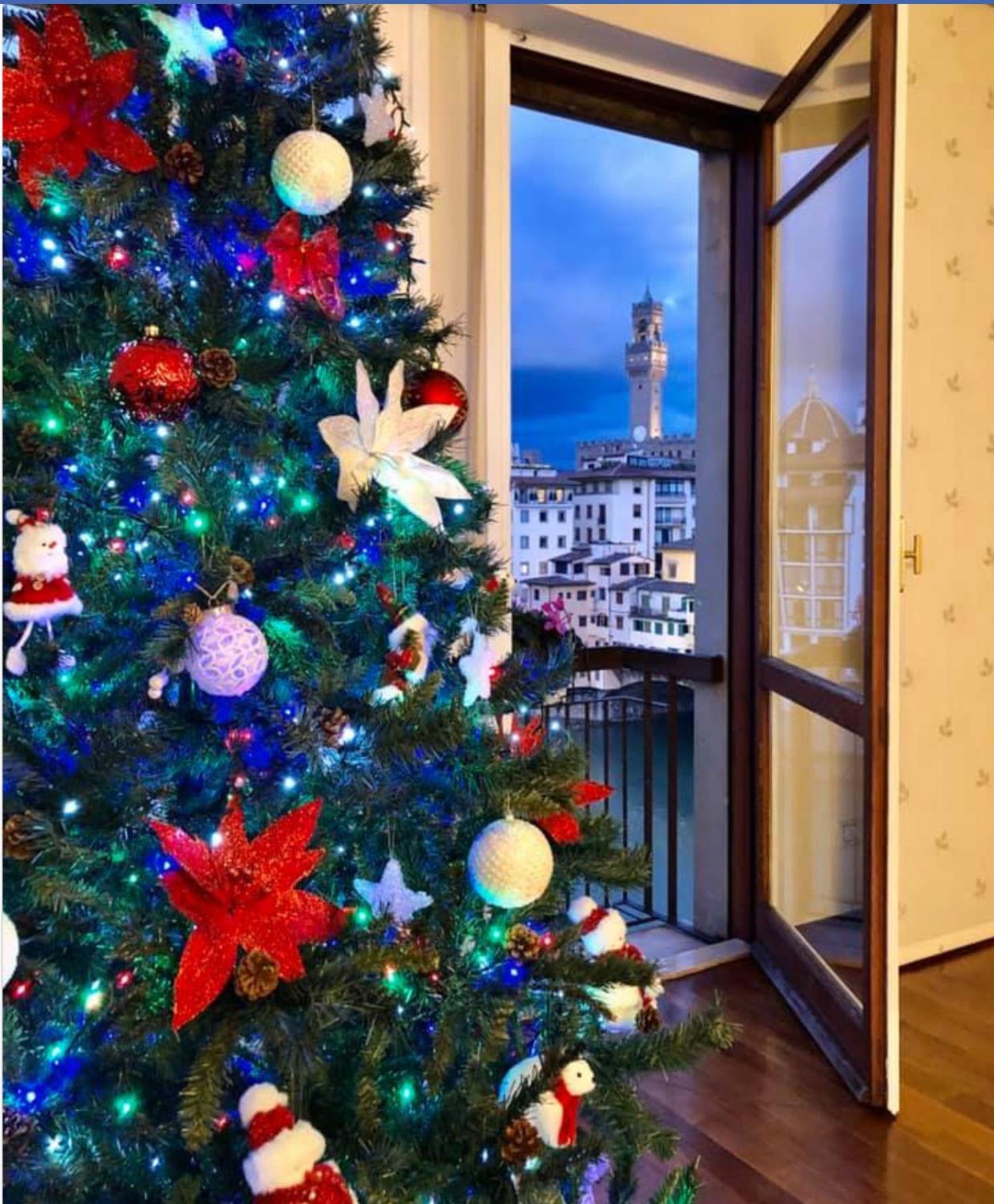Ponte Vecchio View Luxury Apartment Florence Exterior photo