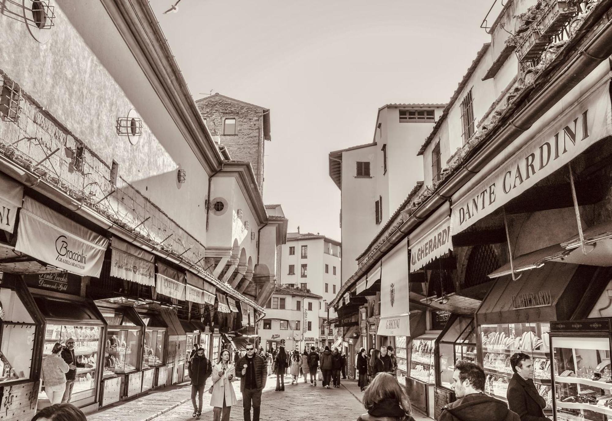 Ponte Vecchio View Luxury Apartment Florence Exterior photo